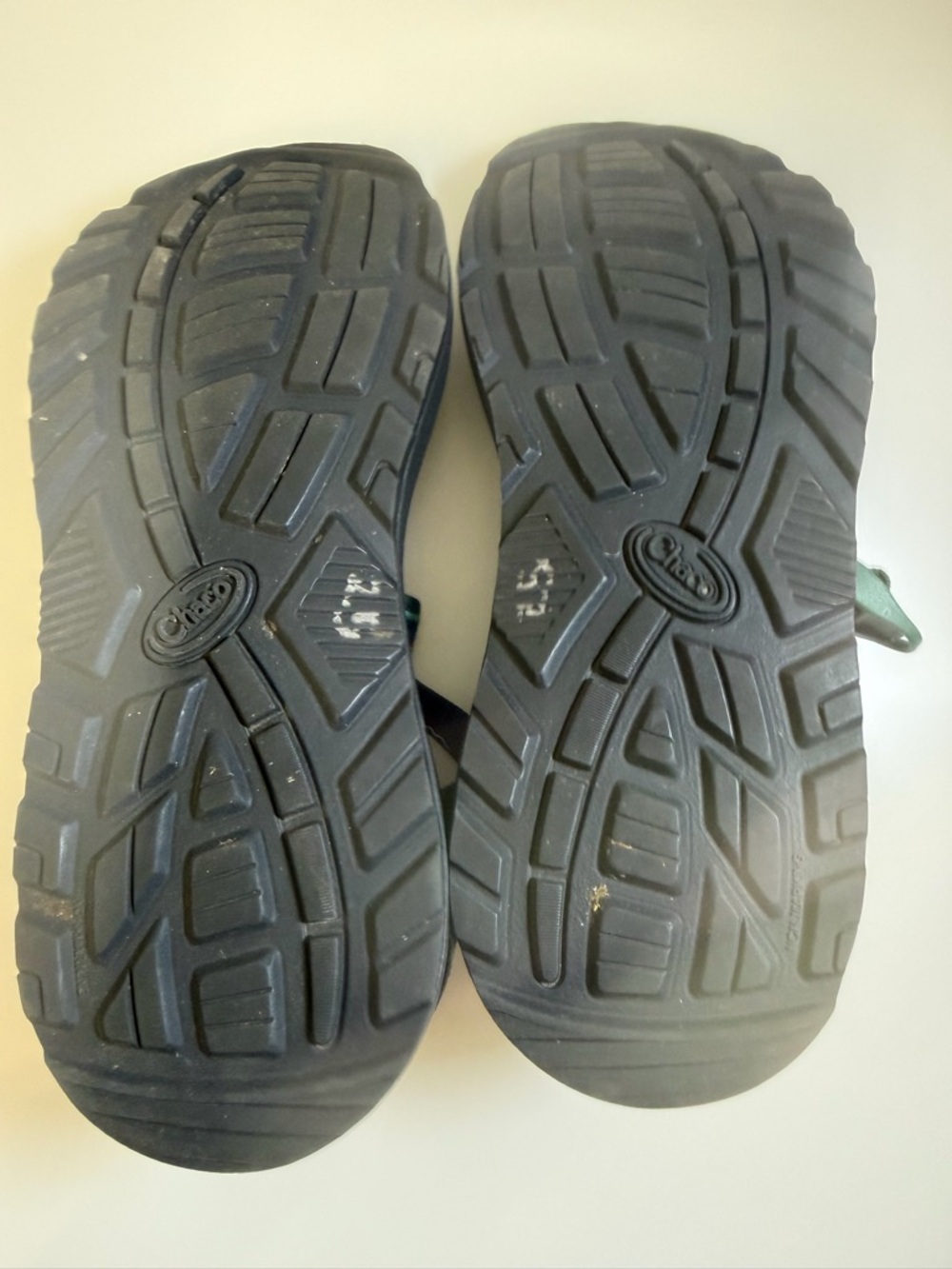 Chaco   Blue Green Strappy Adjustable Strap Outdoor Sandals Size 7 - Picture 12 of 12